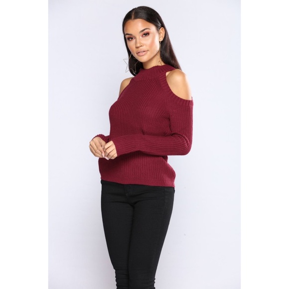 NWT cold shoulder sweater - S - Picture 2 of 7